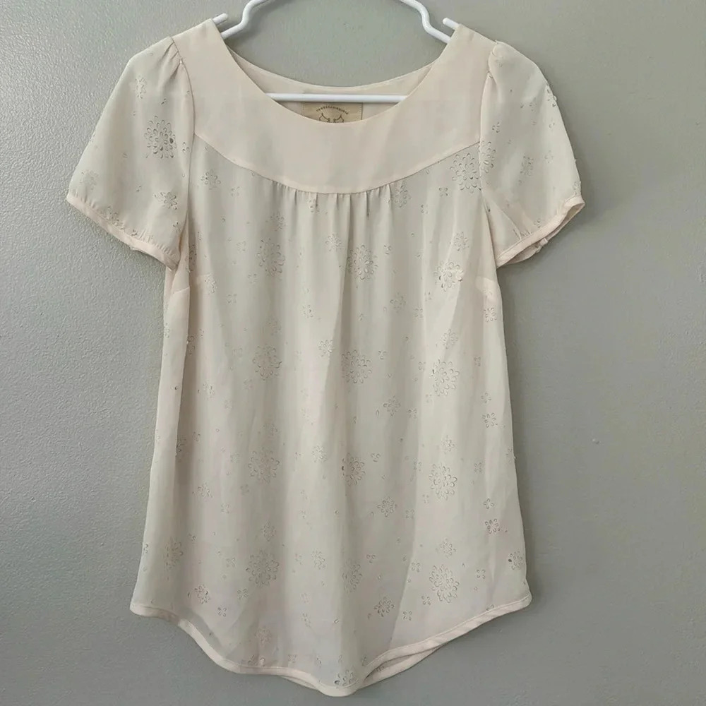 Vanessa Virginia Flower Cut Out Top